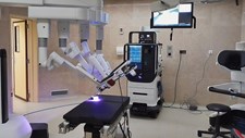 Hospital do Divino Espírito Santo instala robô cirúrgico de quinta geração